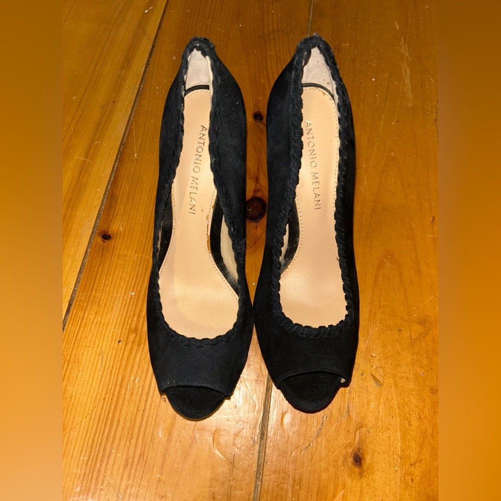 Black heels